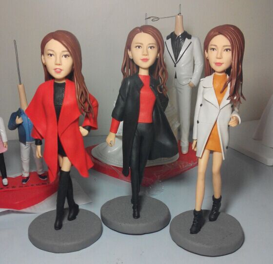 Make your own Bobbleheads with our custom Bobbleheads