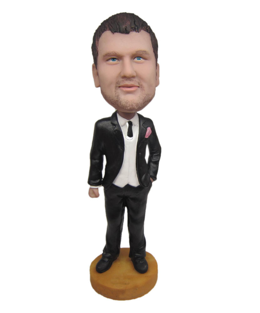 groomsmen bobbleheads hand in pocket B286