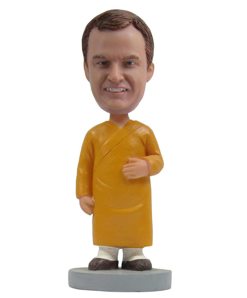 Special bobbleheads with yellow long dress