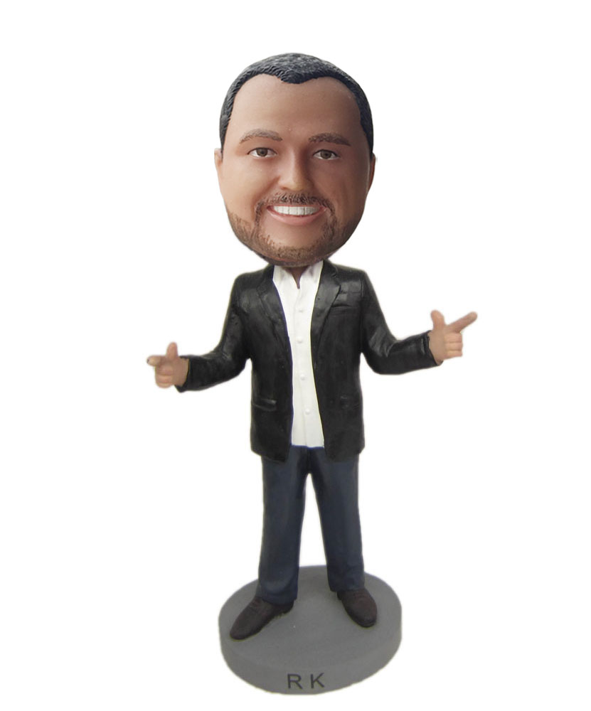 Personalised dolls of male speechmaker