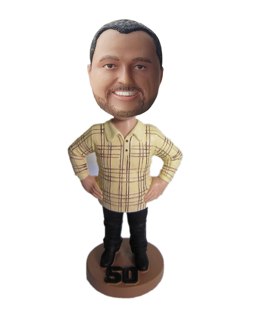 Father bobbleheads hand on the wasit B305-1