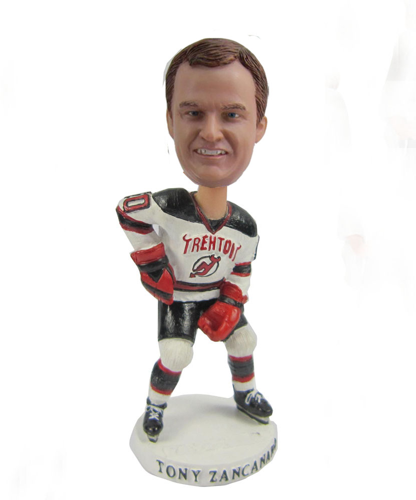 Male hockey player bobblehead S421