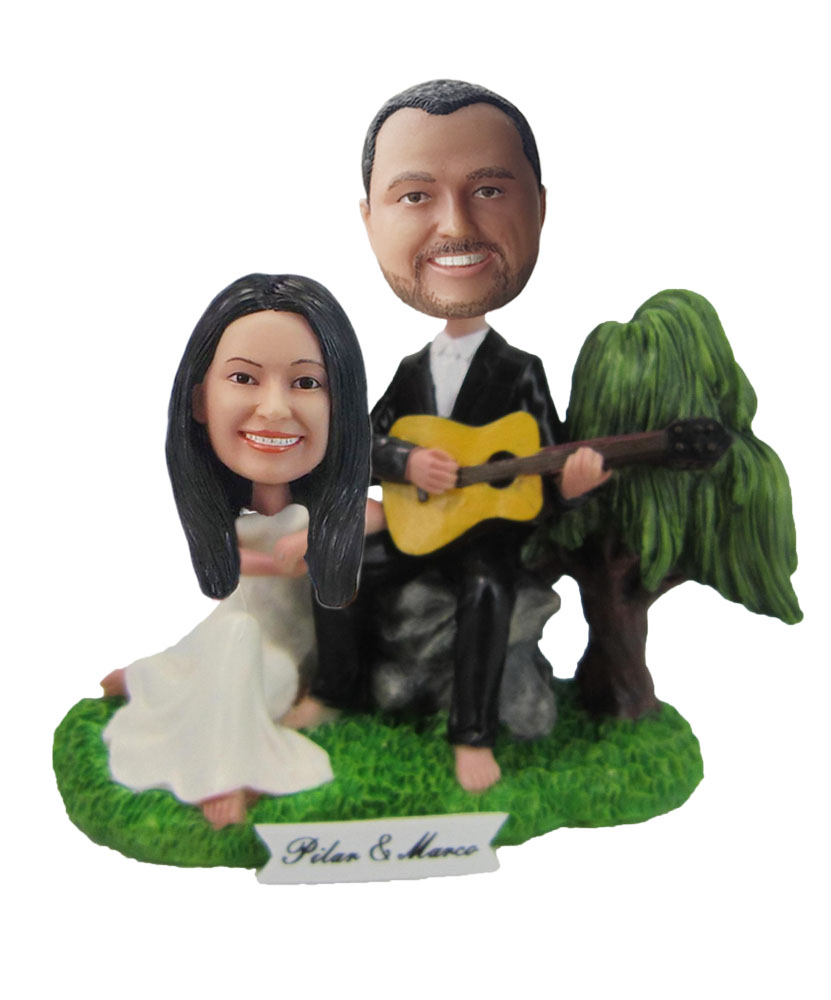 Custom Wedding with gitar Bobblehead W119