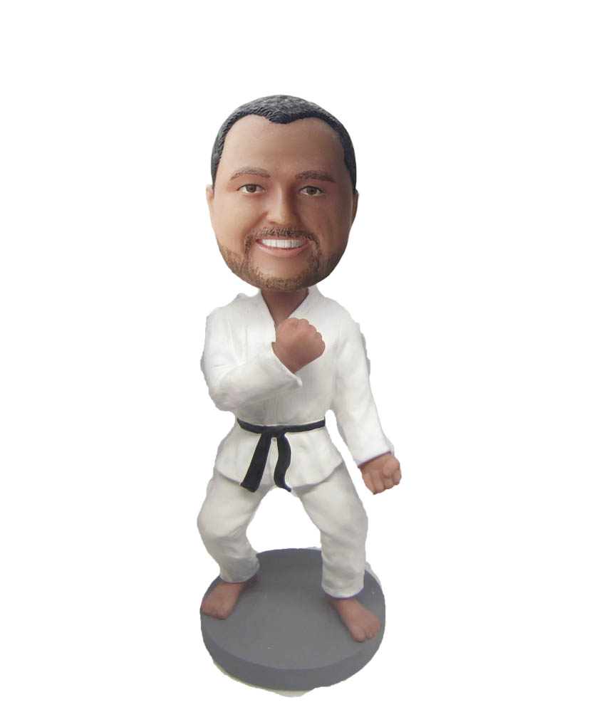 Now for the best gift- bobblehead dolls