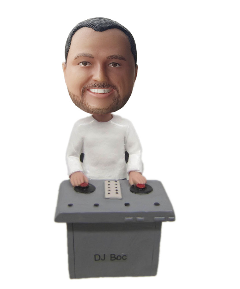 Custom lecturer bobblehead M057