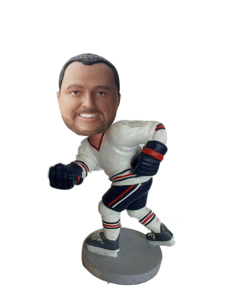 Customized bobbleheads Skating Male In Hockey Outfit And A Stick  S82