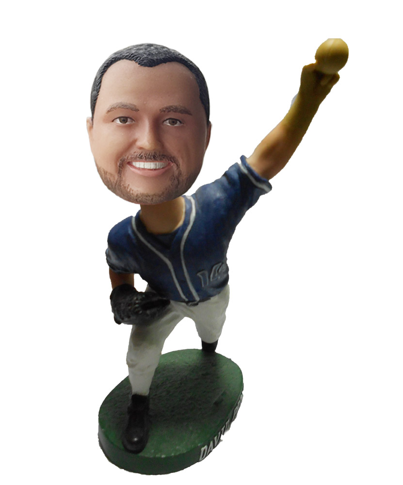 Baseball Pitcher  bobblehead Doll S289