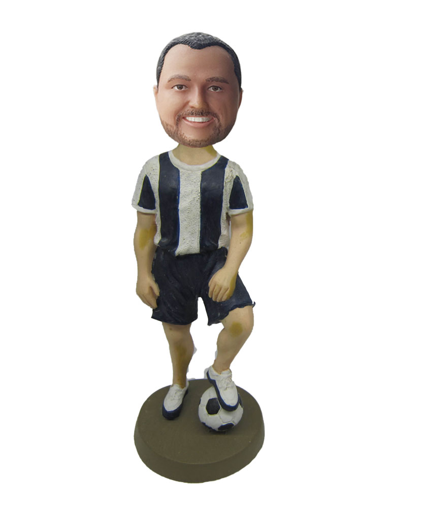 Soccer Player With Ball Under Foot Bobbleheads S753