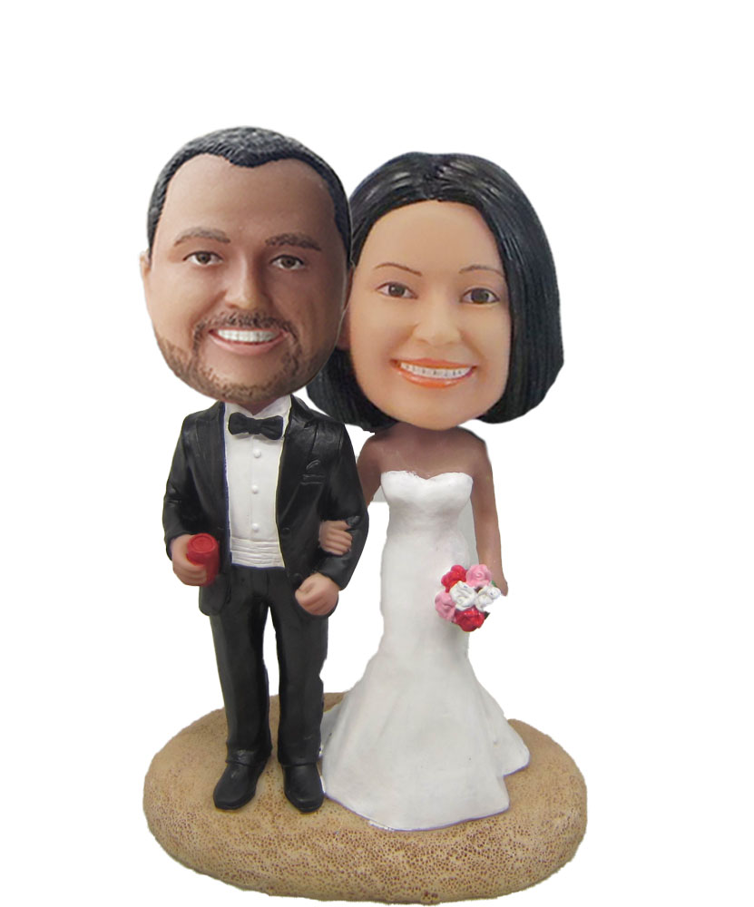 Arms In Arms With Red Roses Wedding Bobblehead W608