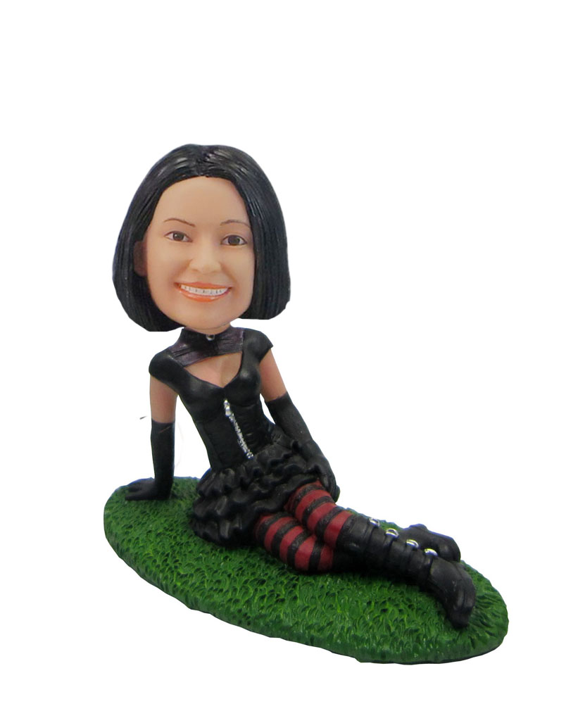 Female in green grass Punk girl at the picnic obblehead F45