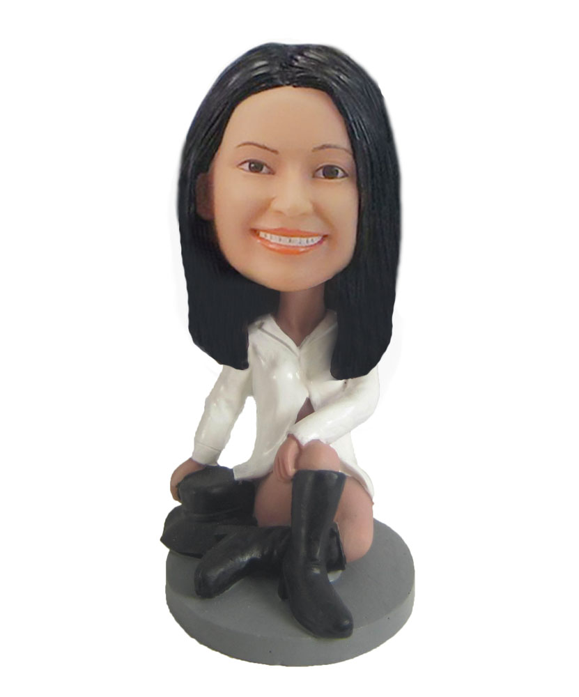 Female with white top at the music festival bobblehead doll F822